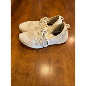 Woman’s New Balanace fuelcore Nergize sneakers size 11